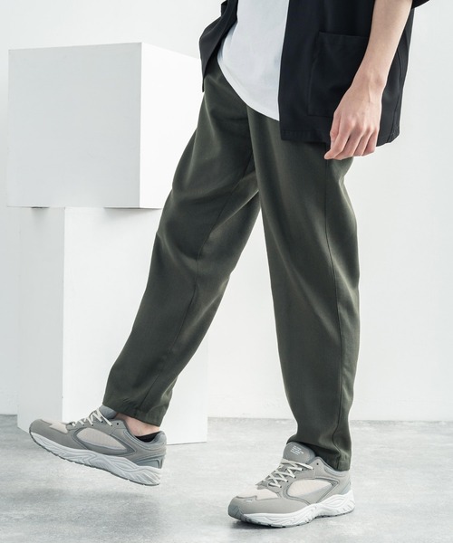 Rocky Monroe（ロッキーモンロー）の「ワイドテーパードイージーシェフパンツ スケーターパンツ（パンツ）」