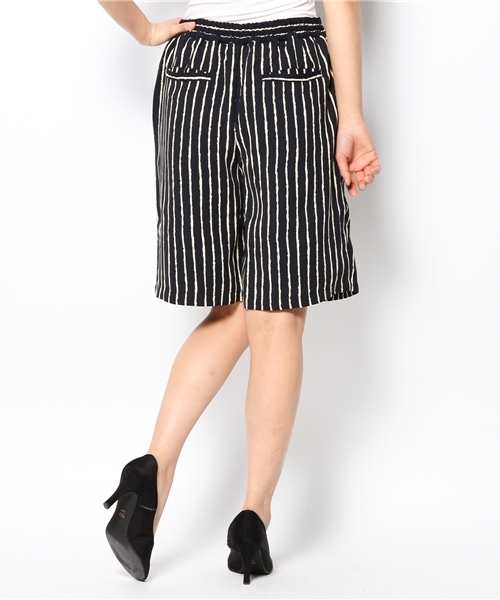 DISCOAT（ディスコート）の「【Discoat】ストライプバミューダパンツ（その他パンツ・レディース・ネイビー/アイボリー・ﾌﾘ-）」の6枚目の写真