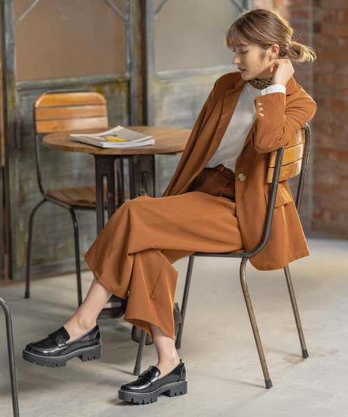 KOBE LETTUCE(コウベレタス)の「とろみ素材テーラードゆるジャケット【セットアップOK】(テーラードジャケット・レディース・ブラウン系その他/ベージュ系その他/ブルー系その他/ピンク系その他/オリーブ/アイボリー/ネイビー・FREE)」の18枚目の写真