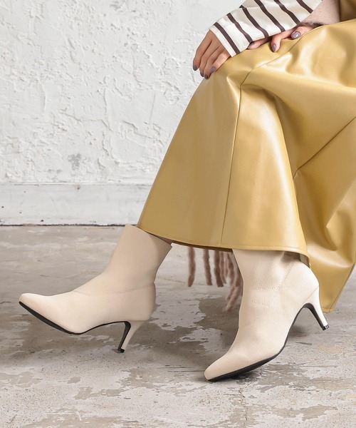 KOBE LETTUCE（コウベレタス）の「2TYPEソックスブーツ　ショーツブーツ（ブーツ・レディース・ブラック系その他/ベージュ系その他/ブラック系その他2/ベージュ系その他2/ブラウン系その他2/ブラック系その他4/ホワイト系その他2/ブラウン系その他/ホワイト系その他/ブラック系その他3・S/LL/M/L）」の3枚目の写真