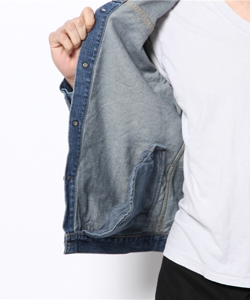 And A（アンドエー）の「ヴィンテージタイトシルエットデニムGジャン（デニムジャケット・メンズ・サックスブルー・40/42）」の9枚目の写真