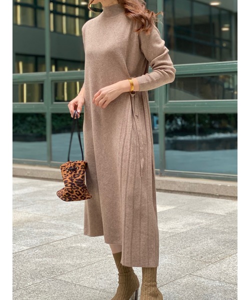 Day and Grade（デイアンドグレイド）の「サイドアクセントワンピース（ワンピース・レディース・ベージュ・FREE）」の5枚目の写真