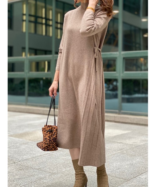 Day and Grade（デイアンドグレイド）の「サイドアクセントワンピース（ワンピース・レディース・ベージュ・FREE）」の6枚目の写真