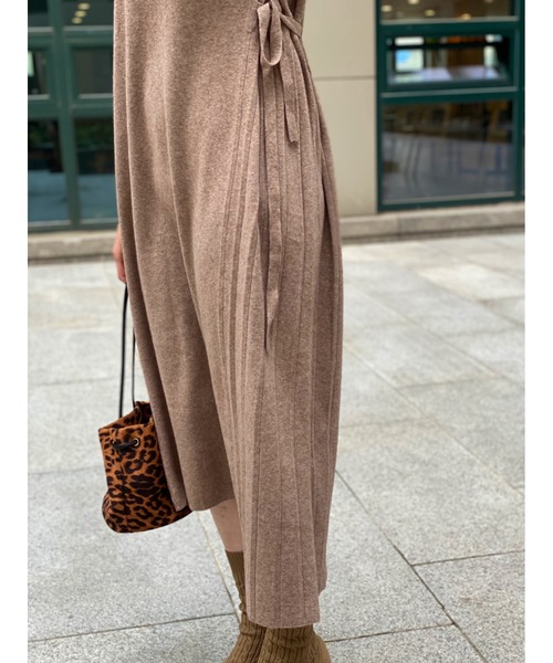 Day and Grade（デイアンドグレイド）の「サイドアクセントワンピース（ワンピース・レディース・ベージュ・FREE）」の12枚目の写真