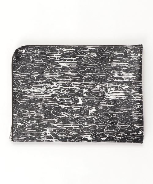 Sync.(スィンク)の「Sync.【CURTIS KULIG】A3 DOCUMENT CASE "ALL OVER" made by FABRICK(クラッチバッグ・メンズ・ブラック・ONE SIZE)」の1枚目の写真