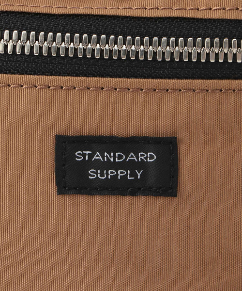 STANDARD SUPPLY（スタンダードサプライ）の「STANDARD SUPPLY / "SIMPLICITY FANNY PACK" ボディバッグ（ボディバッグ/ウエストポーチ・メンズ・チャコールグレー/ブルー/ベージュ/ネイビー/イエロー/ブラック/クリアグリーン/プラム/ゴールド/ブラウン・FREE）」の12枚目の写真