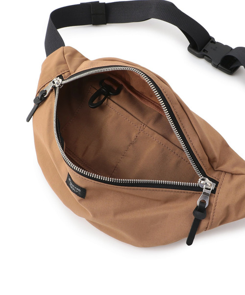 STANDARD SUPPLY（スタンダードサプライ）の「STANDARD SUPPLY / "SIMPLICITY FANNY PACK" ボディバッグ（ボディバッグ/ウエストポーチ・メンズ・チャコールグレー/ブルー/ベージュ/ネイビー/イエロー/ブラック/クリアグリーン/プラム/ゴールド/ブラウン・FREE）」の14枚目の写真
