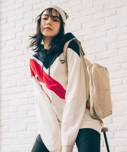 セール】クラシックス PVT EMB フーデッド スウェットシャツ