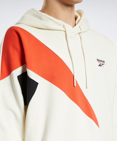 Reebok（リーボック）の「クラシックス PVT EMB フーデッド スウェットシャツ / Classics PVT EMB Hooded Sweatshirt（パーカー・メンズ・ブラック/オフホワイト/ヘザーグレー/ホワイト×レッド/グレー系その他/ブラック×イエロー・X-LARGE/XXX-LARGE/X-SMALL/XX-LARGE/MEDIUM/LARGE/SMALL）」の18枚目の写真