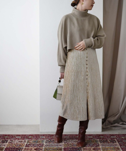 Eimee Law（エイミーロウ）の「ドルマントップス&ベロアプリーツドレス SET UP（ワンピース・レディース・ダークベージュ/チャコールグレー/ブラック・38）」の3枚目の写真