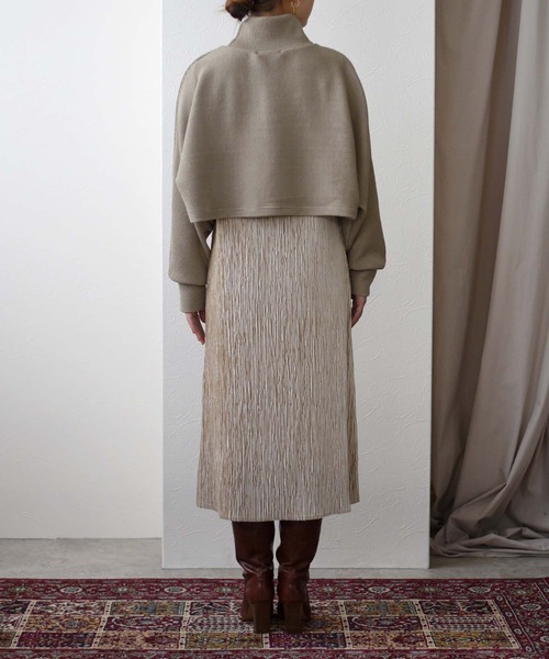 Eimee Law（エイミーロウ）の「ドルマントップス&ベロアプリーツドレス SET UP（ワンピース・レディース・ダークベージュ/チャコールグレー/ブラック・38）」の20枚目の写真