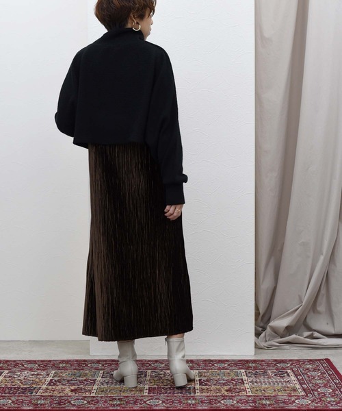 Eimee Law（エイミーロウ）の「ドルマントップス&ベロアプリーツドレス SET UP（ワンピース・レディース・ダークベージュ/チャコールグレー/ブラック・38）」の22枚目の写真