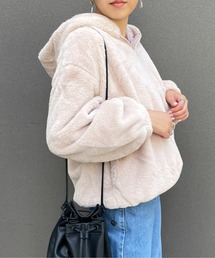 Meli rich（メリーリッチ）の「ふわふわ。フェイクファーボリュームフードブルゾン（ブルゾン）」