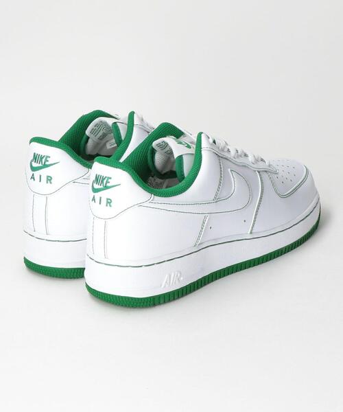 NIKE(ナイキ)の「<NIKE> AIR FORCE 1 07 COL/エアフォース1(スニーカー・メンズ・ケリー/ブラック/レッド・28cm/27.5cm/26.5cm/27cm/26cm)」の6枚目の写真
