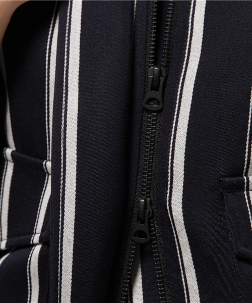 UNITED ARROWS（ユナイテッドアローズ）の「UAG/K W ストライプ ブルゾン ◆（ブルゾン・レディース・ネイビー・38/36）」の11枚目の写真