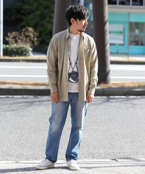 URBAN RESEARCH（アーバンリサーチ）の「ガーメントダイタイプライターシャツ（シャツ/ブラウス・メンズ・オフホワイト/カーキ/ブルー・M/L）」の9枚目の写真