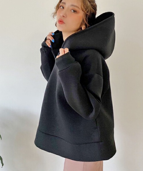 M y u(ミュー)の「キーネックパール フレアシルエット ボンディンングフーディー(パーカー・レディース・アイボリー/ブラック・FREE)」の4枚目の写真