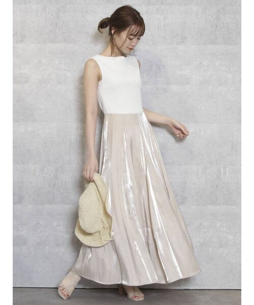 dazzlin（ダズリン）の「トウィンクルグロスフレアワンピース（ワンピース・レディース・グレー/グリーン/ブルー/ベージュ・FREE）」の10枚目の写真