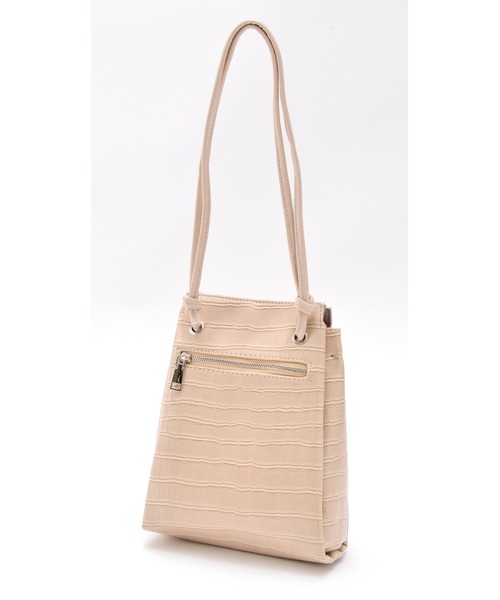 DEVICE（デバイス）の「【インフルエンサー もも × DEVICE コラボ】Rename フェイクレザー クロコ柄ショルダーバッグ（ショルダーバッグ・レディース・ブラック/ベージュ・FREE）」の15枚目の写真