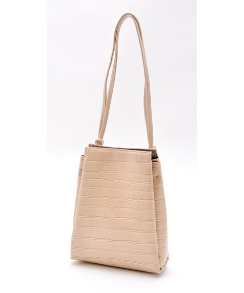 DEVICE（デバイス）の「【インフルエンサー もも × DEVICE コラボ】Rename フェイクレザー クロコ柄ショルダーバッグ（ショルダーバッグ・レディース・ブラック/ベージュ・FREE）」の14枚目の写真