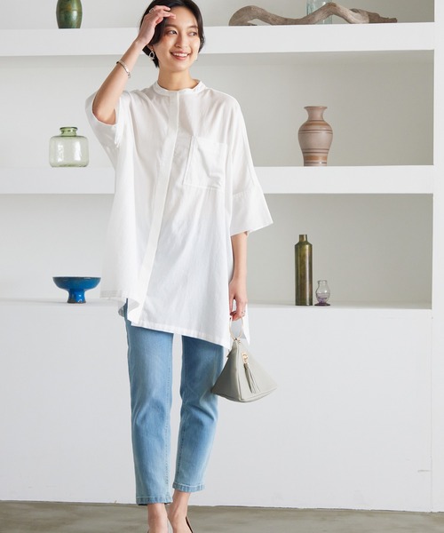 OMNES Another Edition（オムネス アナザーエディション）の「製品洗い綿サテン バンドカラービッグ七分袖シャツ（シャツ/ブラウス・レディース・ブラウン系その他・FREE）」の2枚目の写真