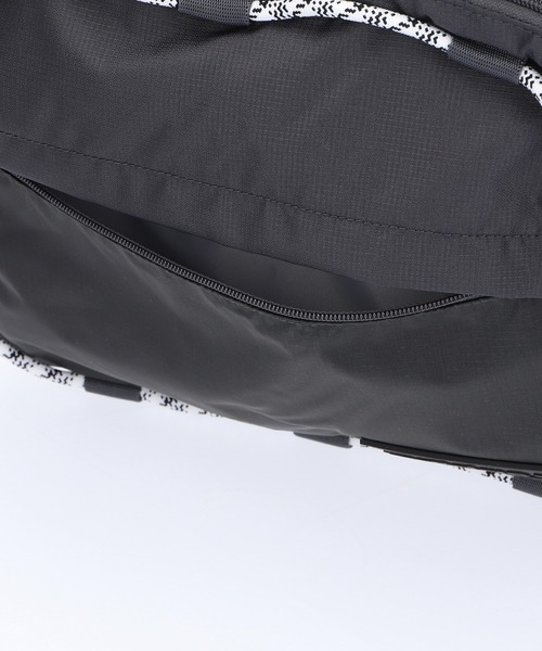 adidas Originals（アディダスオリジナルス）の「adidas RYV AIRLINER GN2314（ショルダーバッグ・メンズ・ダークグレー・ONE SIZE）」の14枚目の写真