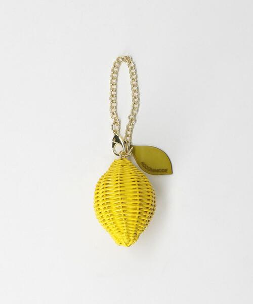 ACCOMMODE（アコモデ）の「＜ACCOMMODE＞ ラタン フルーツチャーム（キーホルダー・レディース・ピンク/ライム/イエロー・FREE）」の2枚目の写真