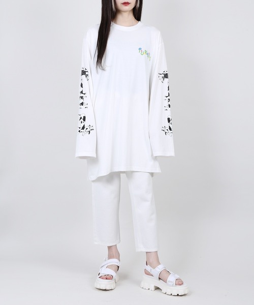 PUNYUS（プニュズ）の「スリーブプリントロンＴ（Tシャツ/カットソー・レディース・ホワイト/ブラック・1/2/4/3）」の12枚目の写真