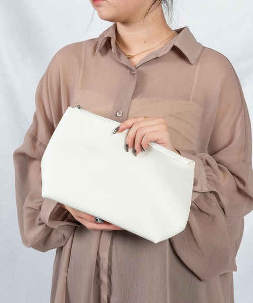 Loco Ocean（ロコオーシャン）の「フェイクレザーポーチ付きトートバッグ（トートバッグ・レディース・ホワイト/グレイッシュベージュ/キャメル/ブラック・ONE SIZE）」の18枚目の写真