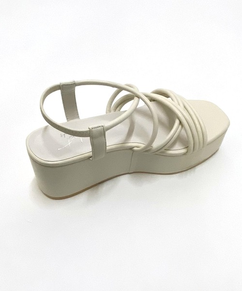 AS KNOW AS PINKY（アズノゥアズピンキー）の「厚底チューブサンダル（サンダル・レディース・ブラック/パープル/アイボリー・M/L）」の6枚目の写真