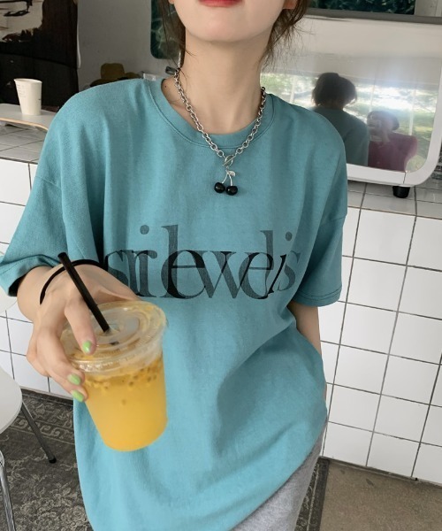 MANGROVE(マングローブ)の「シャドーロゴプリントドロップショルダーTシャツ(Tシャツ/カットソー・レディース・ホワイト/ブルー・FREE)」の2枚目の写真