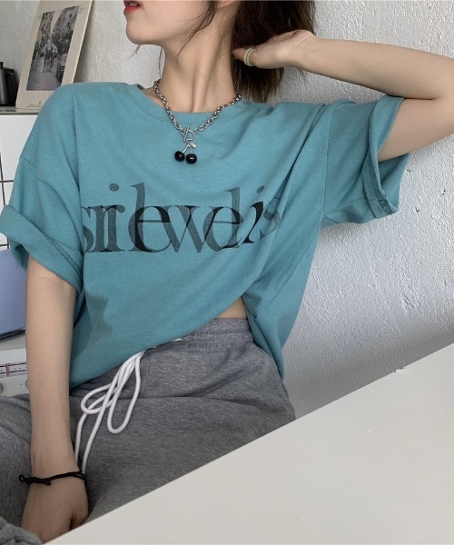 MANGROVE(マングローブ)の「シャドーロゴプリントドロップショルダーTシャツ(Tシャツ/カットソー・レディース・ホワイト/ブルー・FREE)」の9枚目の写真