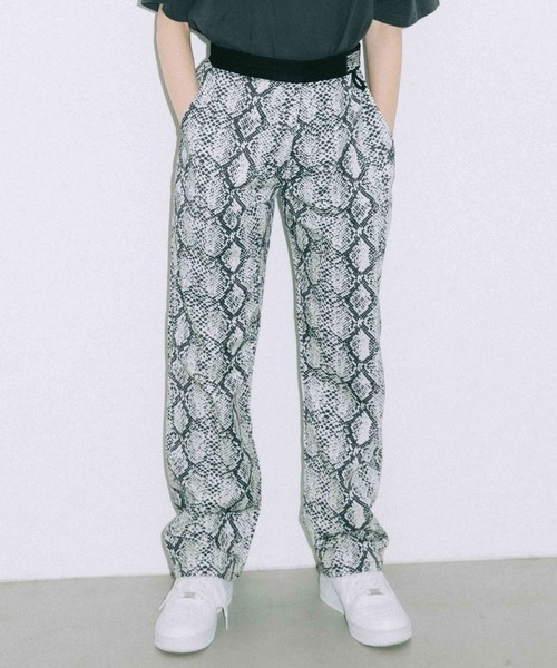 X-girl（エックスガール）の「X-girl × JIMMY'Z EASY PANTS（その他パンツ・レディース・グリーン/ブラック/ベージュ/マルチ・M/S）」の4枚目の写真