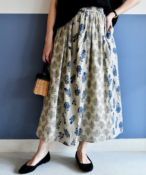 LUPILIEN（ルピリアン）の「ボイルプリント◆パネル切替スカート（スカート・レディース・チャコールグレー/ベージュ/パープル/カーキ・FREE）」の3枚目の写真