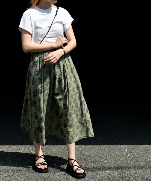 LUPILIEN（ルピリアン）の「ボイルプリント◆パネル切替スカート（スカート・レディース・チャコールグレー/ベージュ/パープル/カーキ・FREE）」の12枚目の写真
