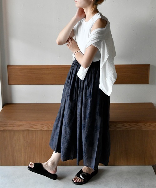 LUPILIEN（ルピリアン）の「ボイルプリント◆パネル切替スカート（スカート・レディース・チャコールグレー/ベージュ/パープル/カーキ・FREE）」の9枚目の写真