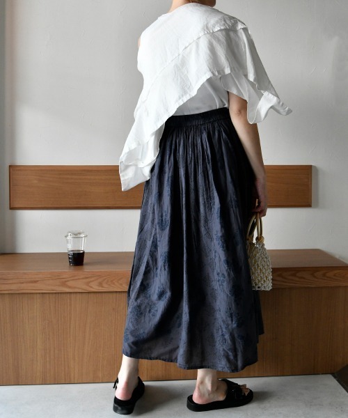 LUPILIEN（ルピリアン）の「ボイルプリント◆パネル切替スカート（スカート・レディース・チャコールグレー/ベージュ/パープル/カーキ・FREE）」の16枚目の写真