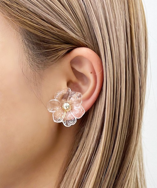 kutir（クティール）の「クリアフラワーイヤリング（イヤリング・レディース・シルバー/ゴールド・FREE）」の7枚目の写真