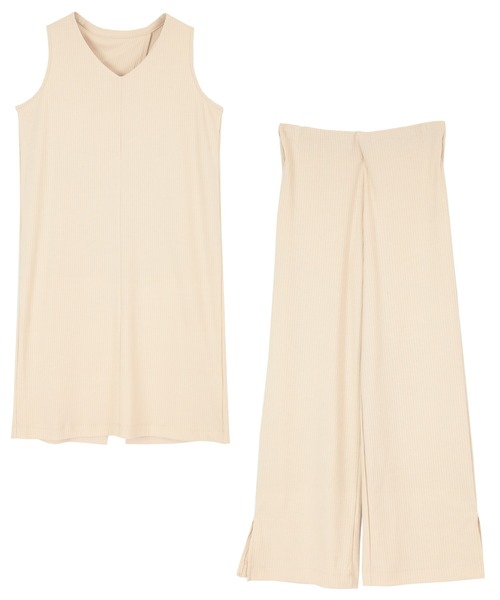 titivate（ティティベイト）の「ﾊﾞｯｸﾃﾞｻﾞｲﾝﾉｰｽﾘｰﾌﾞｾｯﾄｱｯﾌﾟ（セットアップ・レディース・ブラック/ブラウン/アイボリー/ピンク系その他・M）」の8枚目の写真