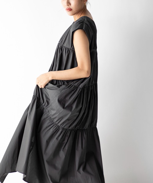 MILLION CARATS（ミリオンカラッツ）の「【STYLE４】2WAYギャザーワンピース（ワンピース・レディース・チャコールグレー/ブラウン/モスグリーン・FREE）」の4枚目の写真