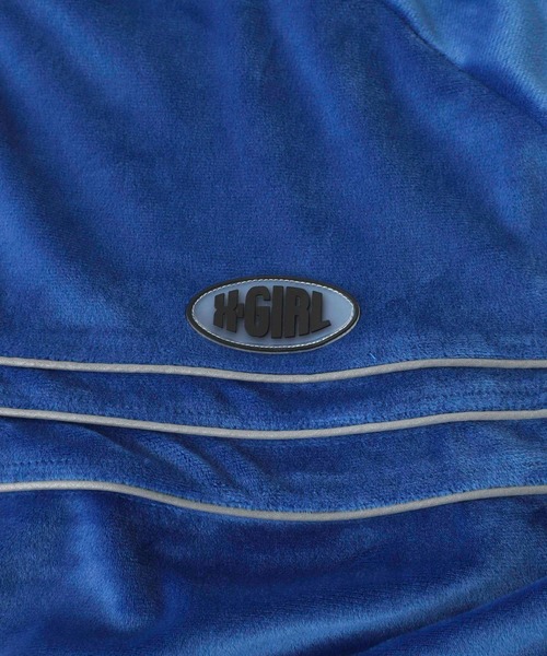 X-girl（エックスガール）の「VELOUR CREW TOP（スウェット・レディース・ブラック/ベージュ/ブルー・S/M）」の10枚目の写真