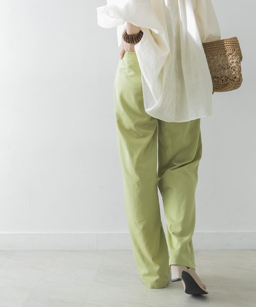 URBAN RESEARCH（アーバンリサーチ）の「カラーワイドストレートパンツ（その他パンツ・レディース・ブルー/グリーン系その他/オレンジ系その他・38/36）」の11枚目の写真