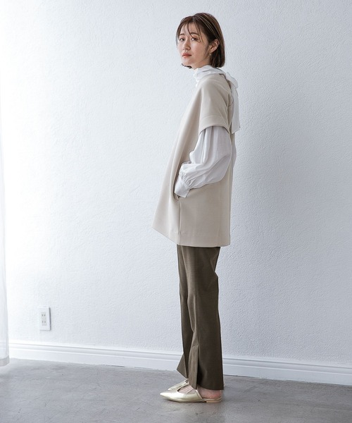 A part by(アパートバイ)の「ボンディングVベスト 218268(ベスト・レディース・チャコールグレー/アイボリー・FREE)」の5枚目の写真