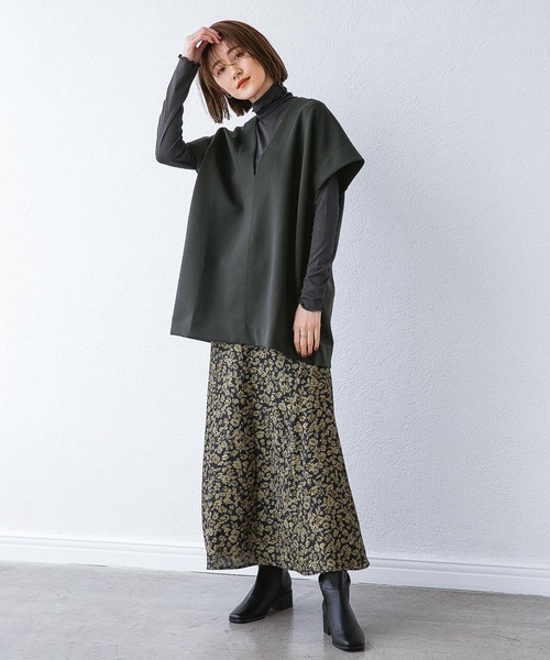 A part by(アパートバイ)の「ボンディングVベスト 218268(ベスト・レディース・チャコールグレー/アイボリー・FREE)」の7枚目の写真