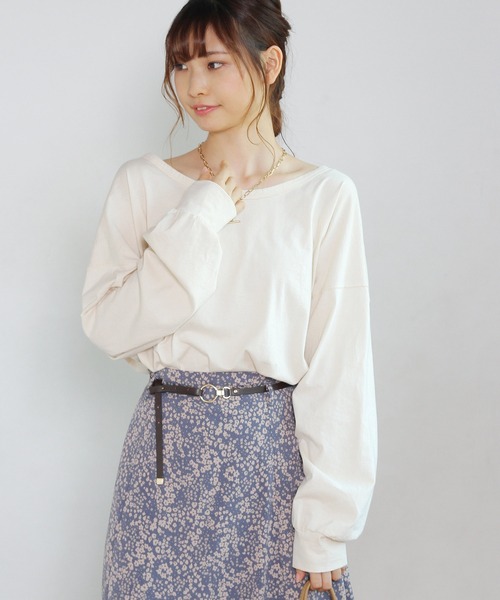 Crisp(クリスプ)の「ギャザースリーブロングTシャツ(Tシャツ/カットソー・レディース・ネイビー/アイボリー・FREE)」の3枚目の写真