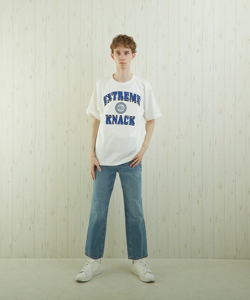 TONE SELECT WEAR(トーンセレクトウェア)の「【TONE BY AS】カレッジプリントTEE(BL)(Tシャツ/カットソー・メンズ・ホワイト/ベージュ/スミクロ・MEDIUM/LARGE)」の10枚目の写真