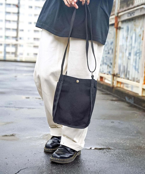 BEN DAVIS（ベンデイビス）の「【BEN DAVIS／ベンデイビス】ミニキャンバスショルダーバッグ BDW-9377（ショルダーバッグ・メンズ・ホワイト/ブラウン/ブラック/カーキ・FREE）」の8枚目の写真