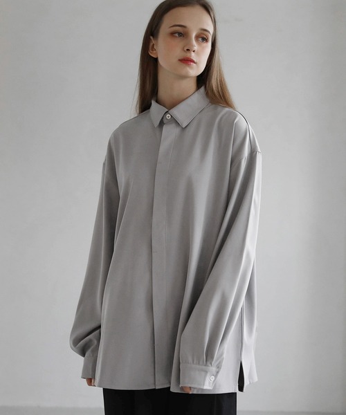 LILL（リル）の「ポリトロビッグシルエット比翼付きトロミ長袖シャツ（シャツ/ブラウス・メンズ・ホワイト/ブラック/グレー/グレー系・S/M/L/XL）」の3枚目の写真