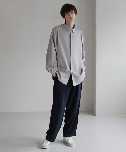 LILL（リル）の「ポリトロビッグシルエット比翼付きトロミ長袖シャツ（シャツ/ブラウス・メンズ・ホワイト/ブラック/グレー/グレー系・S/M/L/XL）」の22枚目の写真