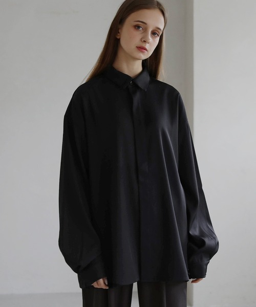 LILL（リル）の「ポリトロビッグシルエット比翼付きトロミ長袖シャツ（シャツ/ブラウス・メンズ・ホワイト/ブラック/グレー/グレー系・S/M/L/XL）」の16枚目の写真